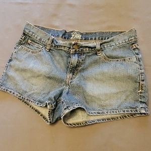 Old Navy Diva jean shorts sz 10